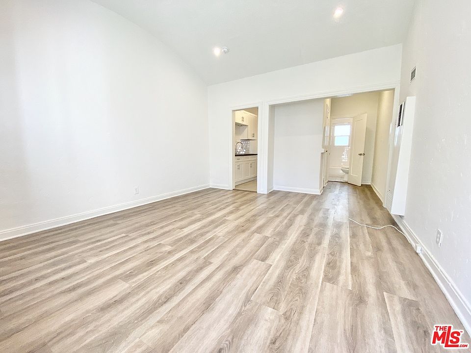 1st image of 838 N Alta Vista Blvd #2