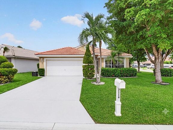 4th image of 7116 CATALINA Way