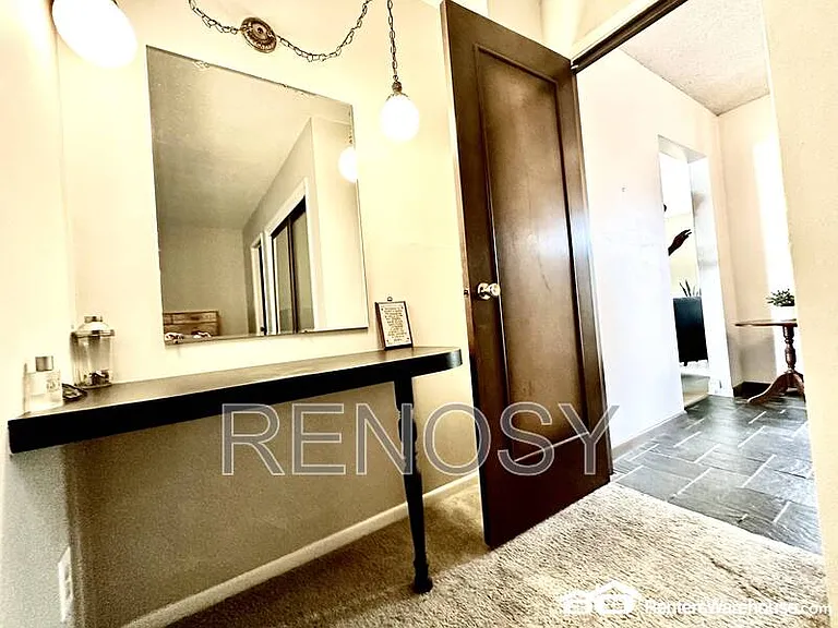3006 Fleur Dr — Photo 21