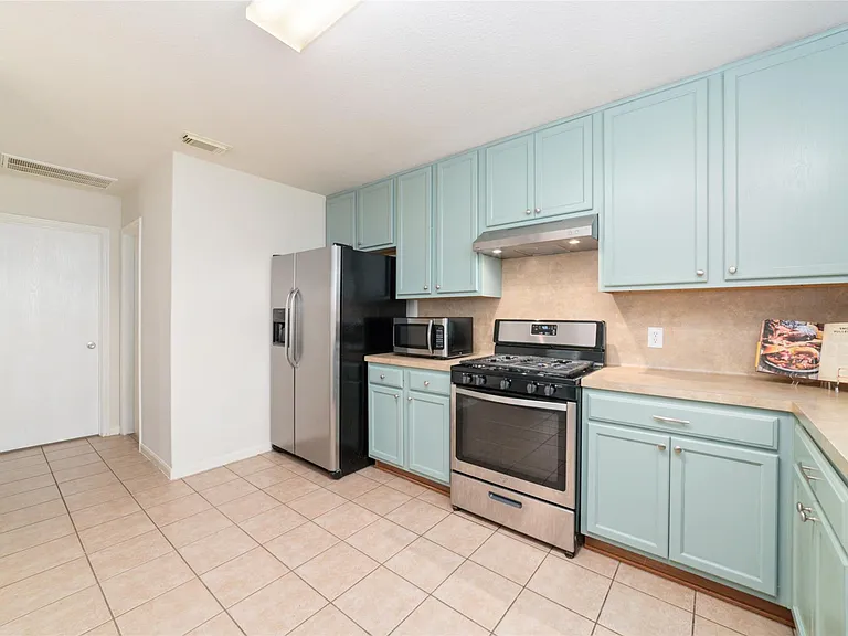 21311 Shadow River Ln — Photo 14