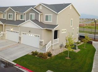 237 W Whitewater Dr, Vineyard, UT 84059
