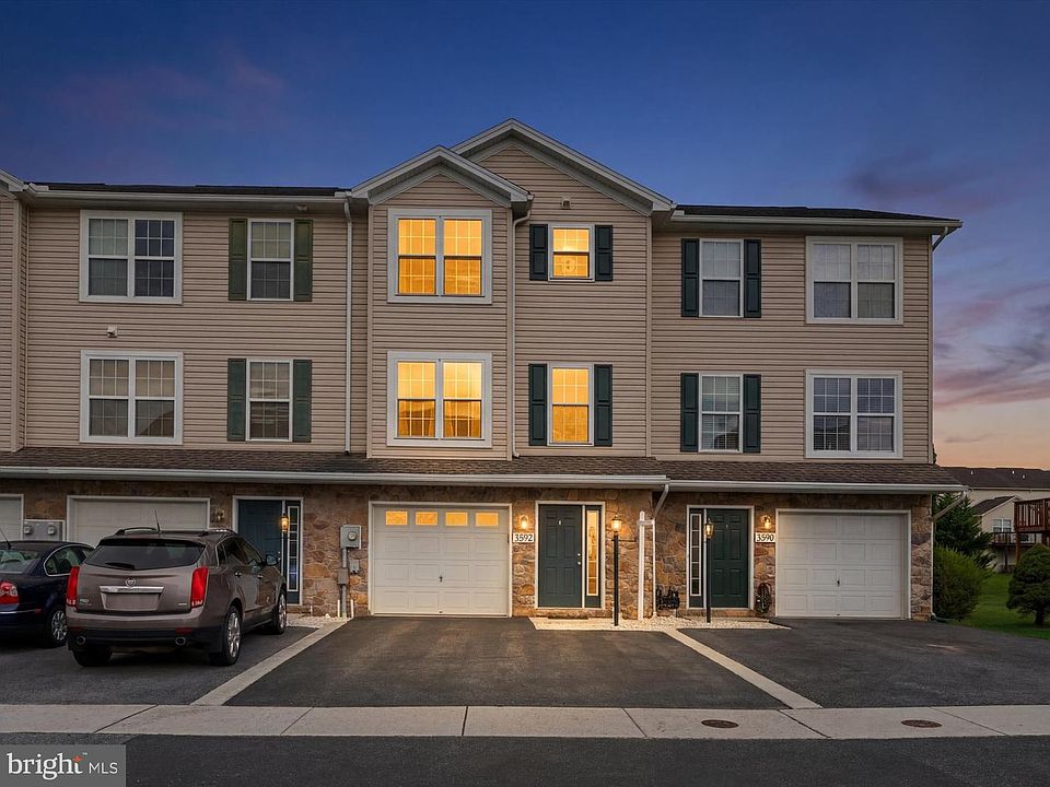 1st image of 3592 Pinecrest Ct #14
