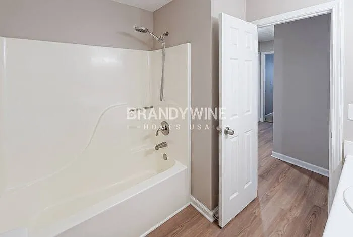 200 Falcon Ridge Dr — Photo 16