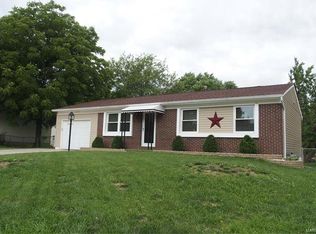 2794 Sherborn Ln, Saint Charles, MO 63301