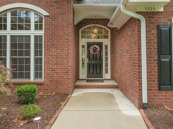 4th image of 5335 Belle Mead Dr