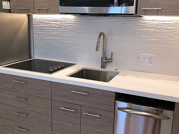 3rd image of 570 28th Ave #5