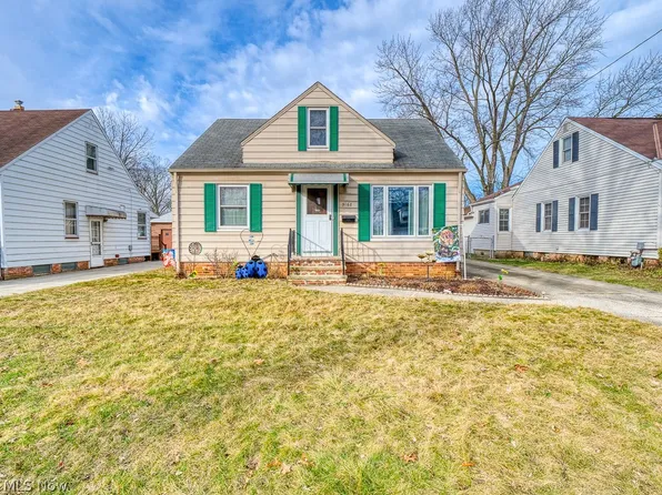 5160 W 7th St, Brooklyn Heights, OH 44131