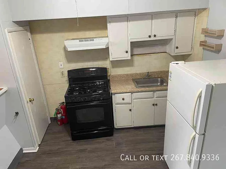132 N King St #COMMERCI — Photo 9