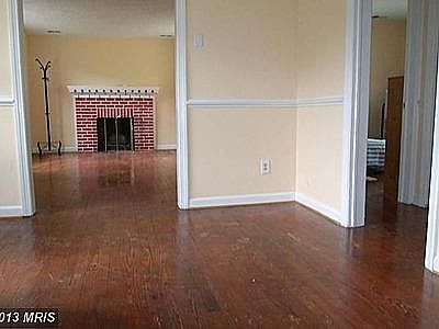3rd image of 5251 Canard St