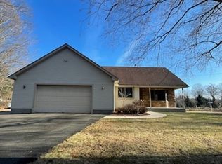 148 Porter St, Granby, MA 01033
