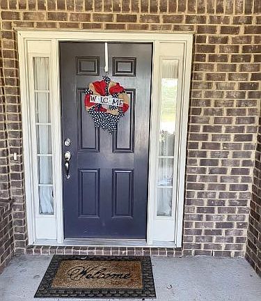 4th image of 125 Coach Glen Ln