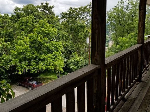 4th image of 357 Dille St APT 12