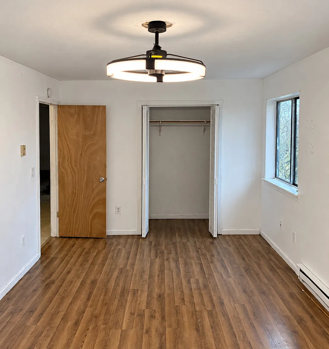 2 bed, 1.0 bath, 1222 sqft, $1,800 — Photo 3