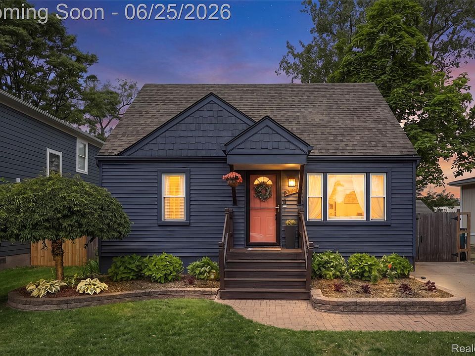 1st image of 3121 Minerva St