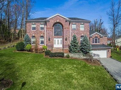 57 Merrifield Way, Cresskill, NJ, 07626