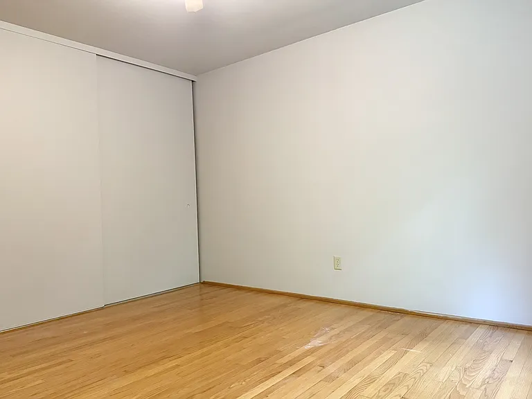 1667 Capital Ave — Photo 31