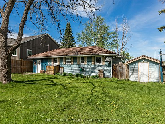 4th image of 121 Maskinonge Rd