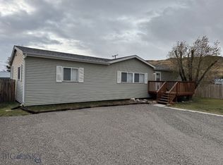 417 N L St, Livingston, MT 59047
