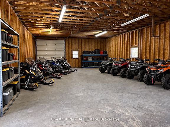 3rd image of 12 Emsdale Lake Rd