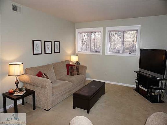 4th image of 500 E Woodingham Dr #1