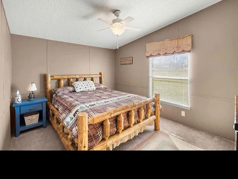4823 Drake Rd — Photo 23