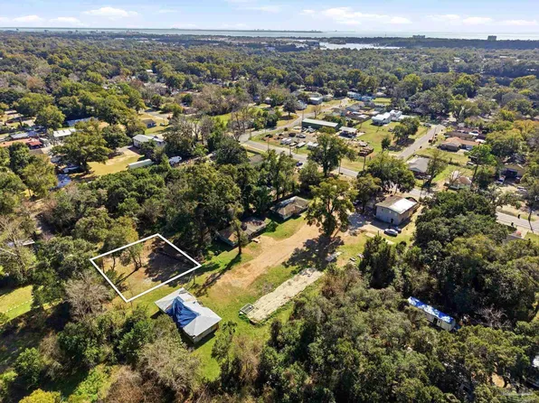 4143 W Gadsden St, Pensacola, FL 32505