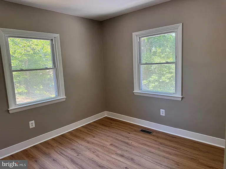 373 Bowman Rd — Photo 7