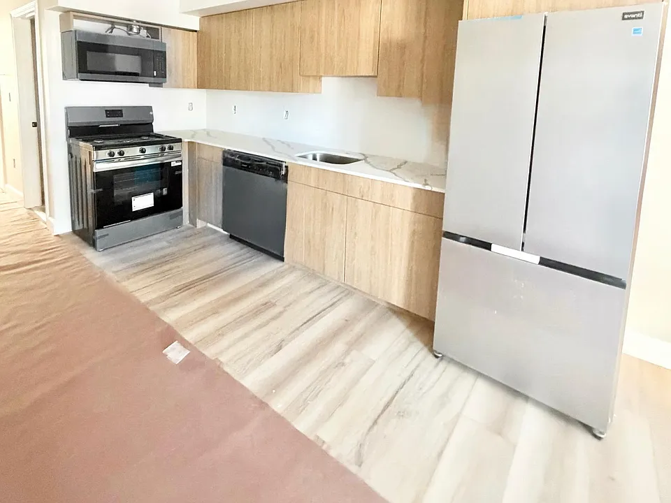 44 Warner St #B9