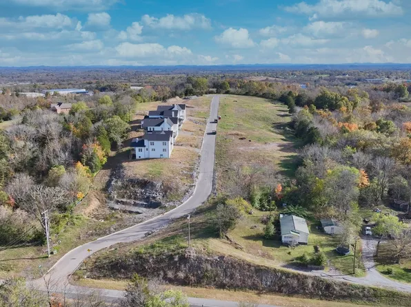 1031 Tiane Trl, Gallatin, TN 37066