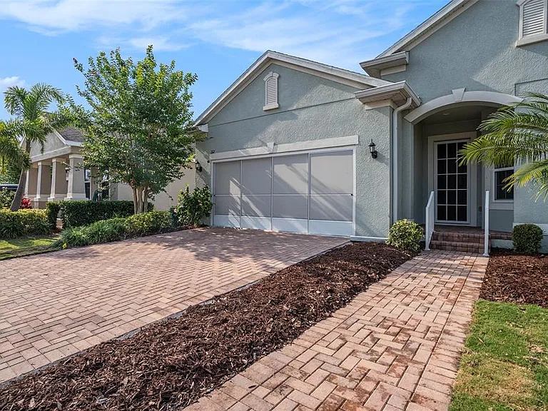 212 Shell Creek Ct — Photo 3