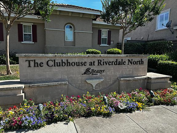 3rd image of 2718 San Juan Rd
