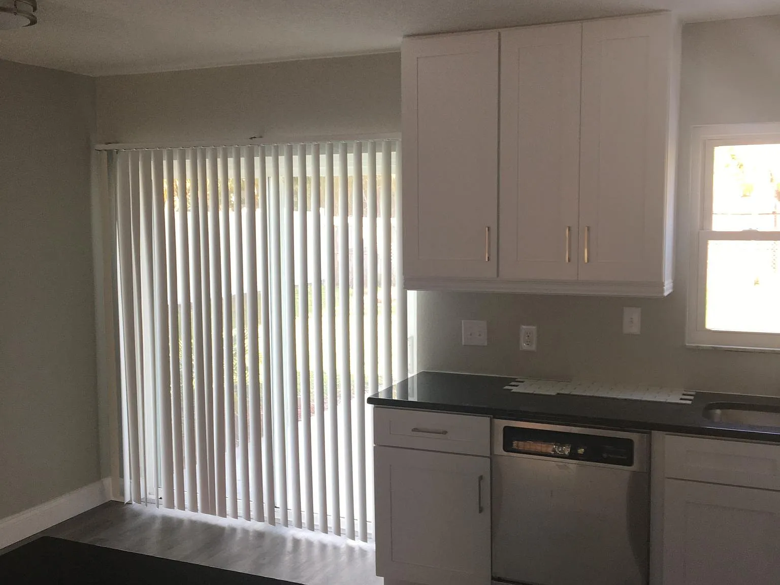 3 bed, 1500 sqft, $2,595 — Photo 4