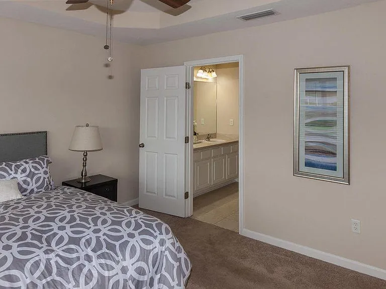 4844 Parkhurst Pl — Photo 15