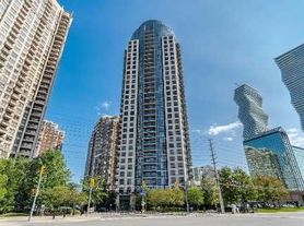 330 Burnhamthorpe Rd W