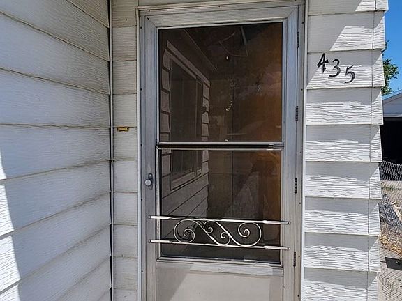 4th image of 435 Lost River Ave