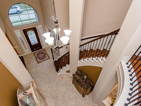 4th image of 1904 Cayman Bend Ln