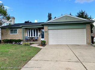 2410 Cogswell Dr, Lansing, MI 48906