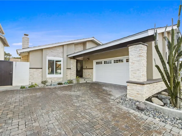 33 Whistling Swan, Irvine, CA 92604