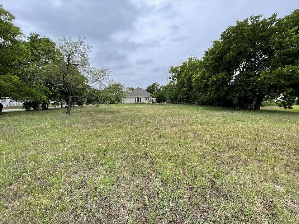 1st image of 209 Alice Dr