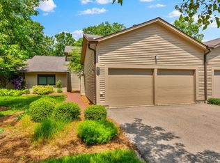 211 Miami Lakes Dr, Milford, OH 45150