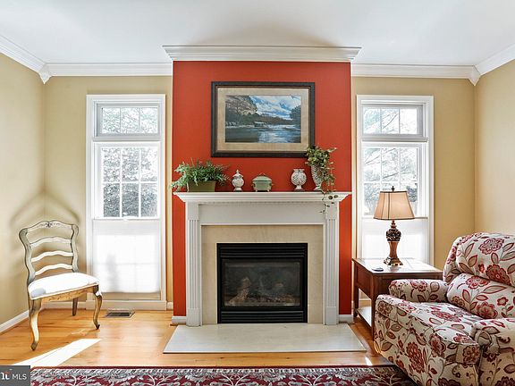 4th image of 1848 Meridian Dr