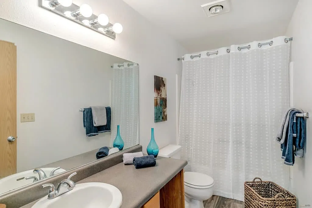 Alder Creek Apartments — Photo 4