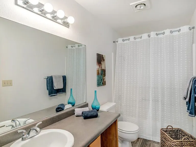 Alder Creek Apartments — Photo 5