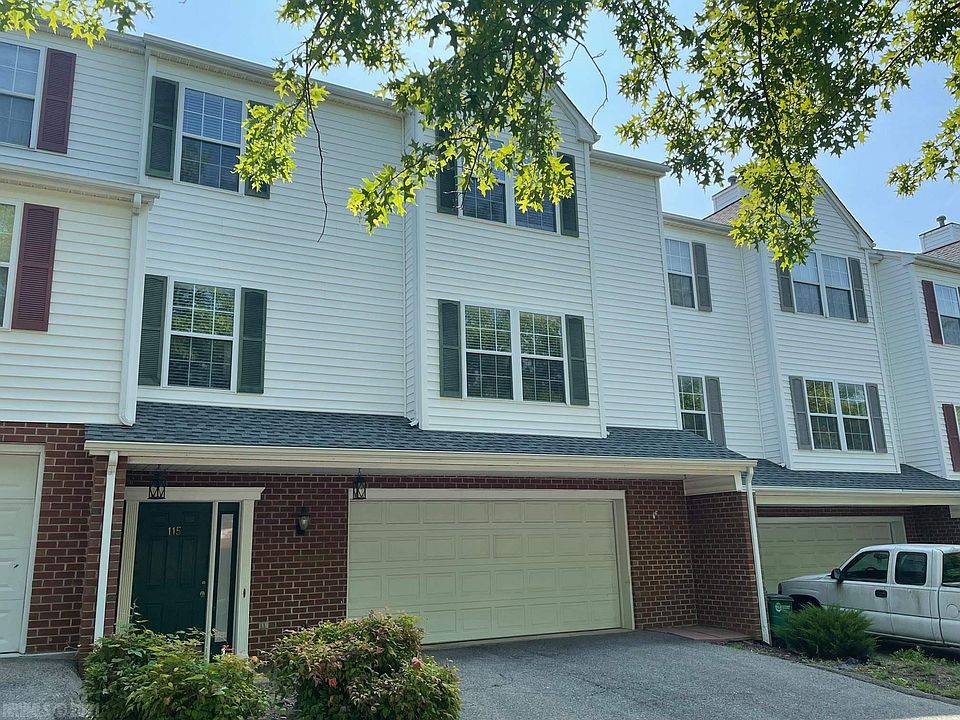 1st image of 115 Gold Leaf Dr