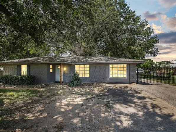 15915 Mueschke Rd, Cypress, TX 77433