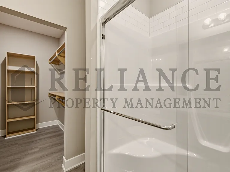 2755 S Greenleaf St — Photo 31