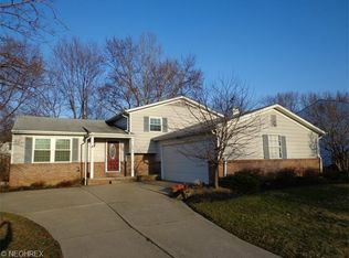 8371 Bernice Dr, Strongsville, OH 44149