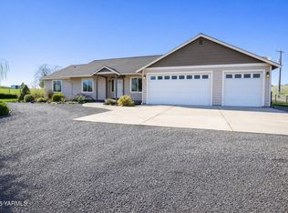 224 Dickerman Ln, Selah, WA 98942