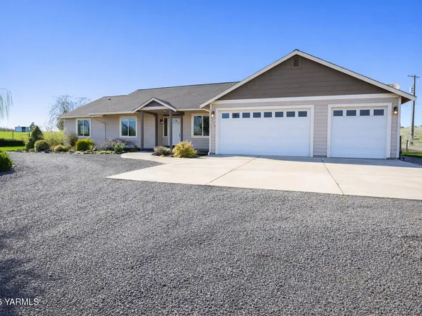 224 Dickerman Ln, Selah, WA 98942