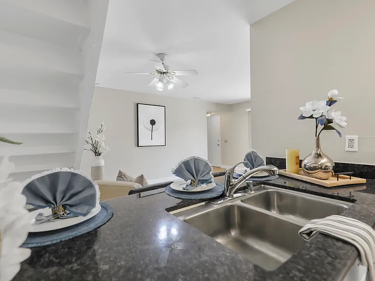 74237 Catalina Way — Photo 11